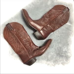 Laredo Leather Cowboy Boots Orig. Listed as Size 8 BUT FIT like a 7-7.5